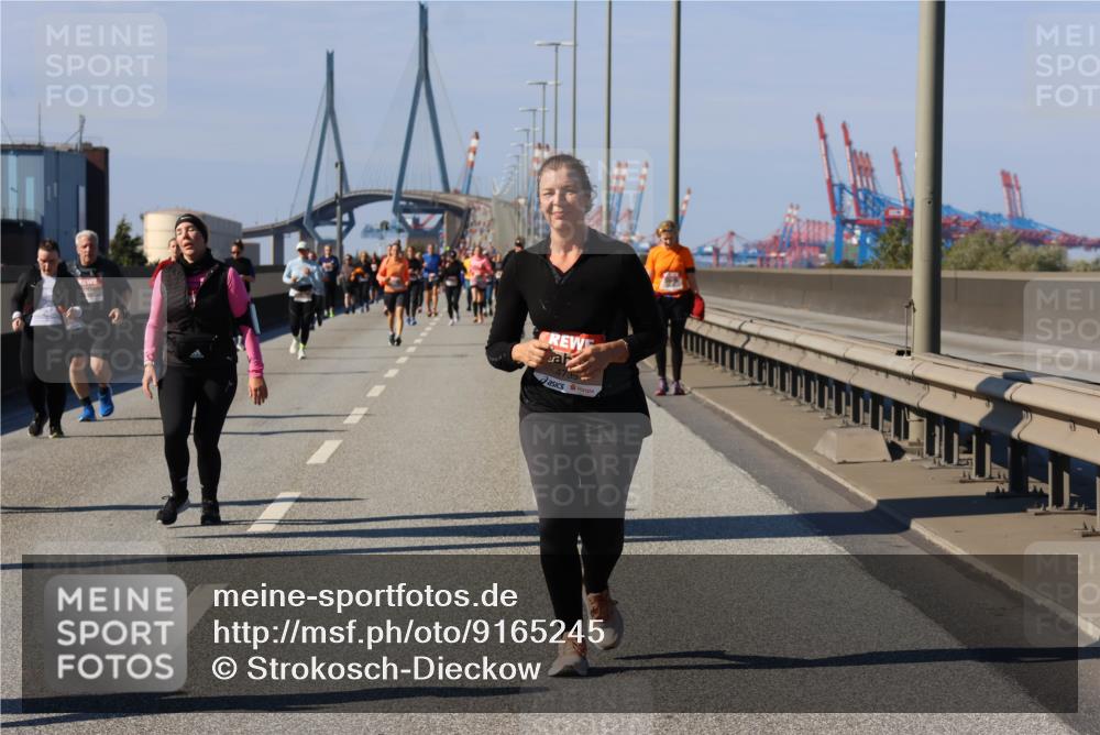 03.10.2025 - Köhlbrandbrückenlauf Strokosch-Dieckow http://msf.ph/oto/9165245 03.10.2025 13:13:44 Position 3  meine-sportfotos.de