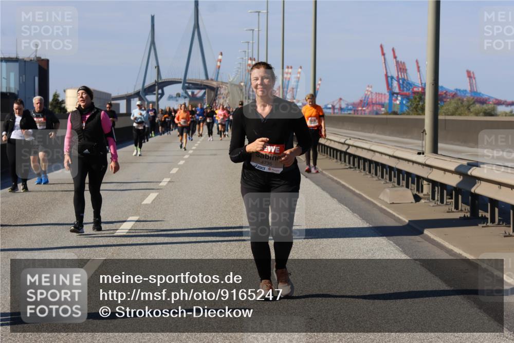 03.10.2025 - Köhlbrandbrückenlauf Strokosch-Dieckow http://msf.ph/oto/9165247 03.10.2025 13:13:44 Position 3 4735 meine-sportfotos.de