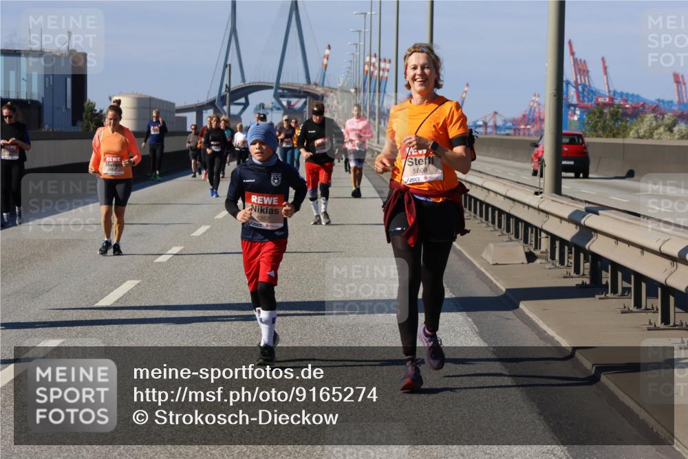 03.10.2025 - Köhlbrandbrückenlauf Strokosch-Dieckow http://msf.ph/oto/9165274 03.10.2025 13:13:58 Position 3 630, 5808, 6357 meine-sportfotos.de