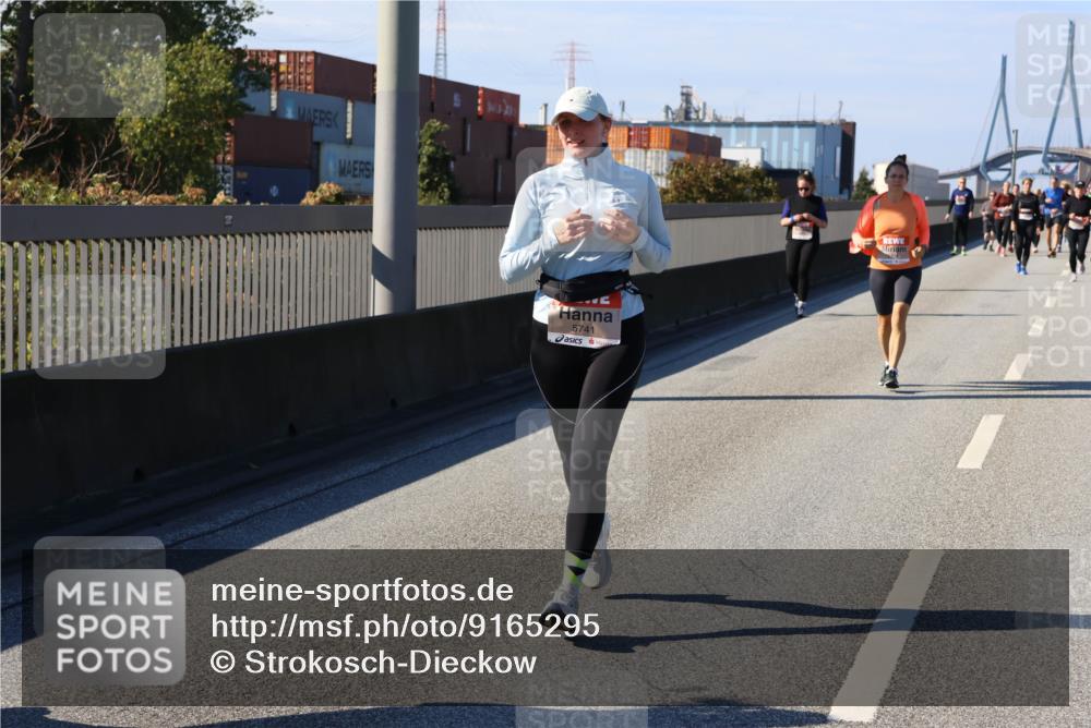 03.10.2025 - Köhlbrandbrückenlauf Strokosch-Dieckow http://msf.ph/oto/9165295 03.10.2025 13:14:01 Position 3 5741 meine-sportfotos.de