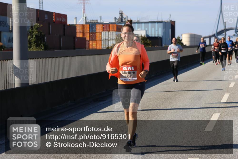 03.10.2025 - Köhlbrandbrückenlauf Strokosch-Dieckow http://msf.ph/oto/9165301 03.10.2025 13:14:04 Position 3 6304 meine-sportfotos.de