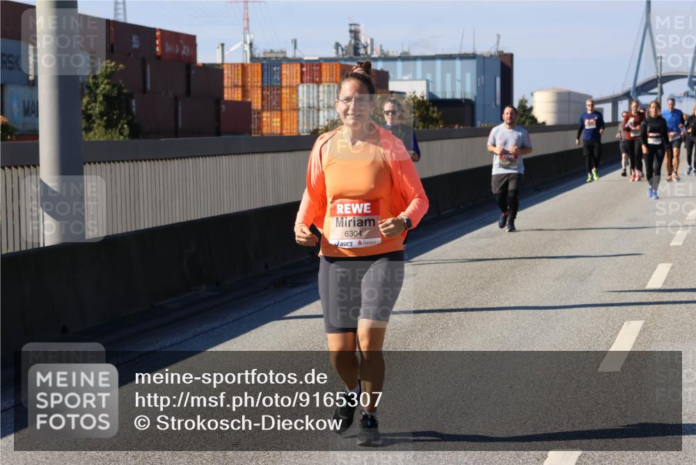 03.10.2025 - Köhlbrandbrückenlauf Strokosch-Dieckow http://msf.ph/oto/9165307 03.10.2025 13:14:04 Position 3 6304 meine-sportfotos.de