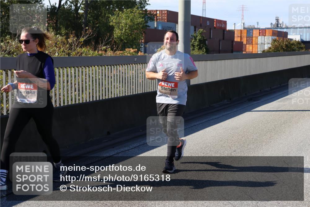 03.10.2025 - Köhlbrandbrückenlauf Strokosch-Dieckow http://msf.ph/oto/9165318 03.10.2025 13:14:12 Position 3 4974, 5313 meine-sportfotos.de