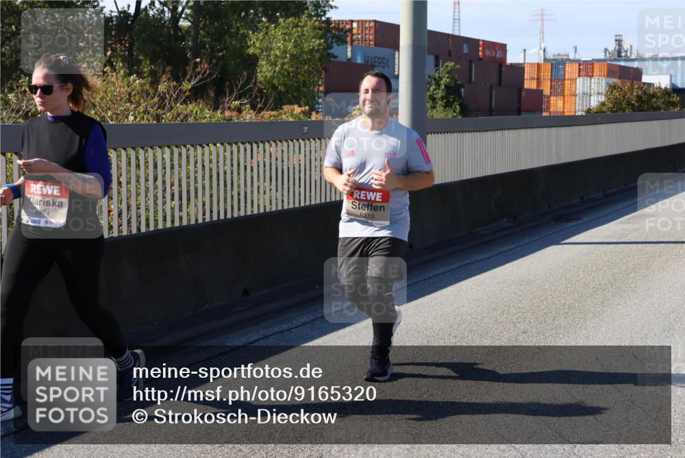03.10.2025 - Köhlbrandbrückenlauf Strokosch-Dieckow http://msf.ph/oto/9165320 03.10.2025 13:14:12 Position 3 4974, 5313 meine-sportfotos.de