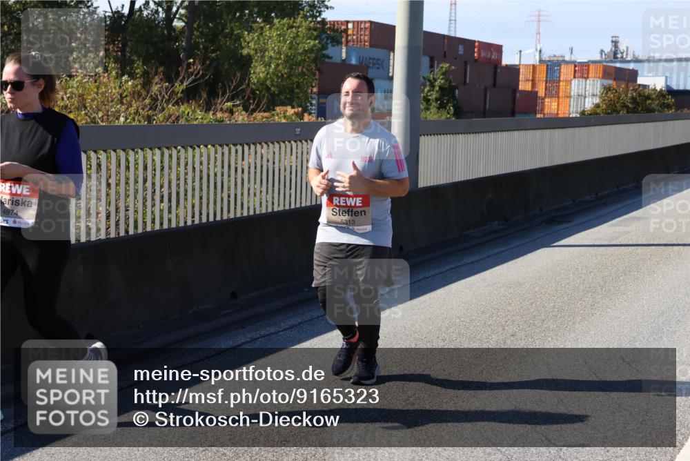 03.10.2025 - Köhlbrandbrückenlauf Strokosch-Dieckow http://msf.ph/oto/9165323 03.10.2025 13:14:12 Position 3 4974, 5313 meine-sportfotos.de