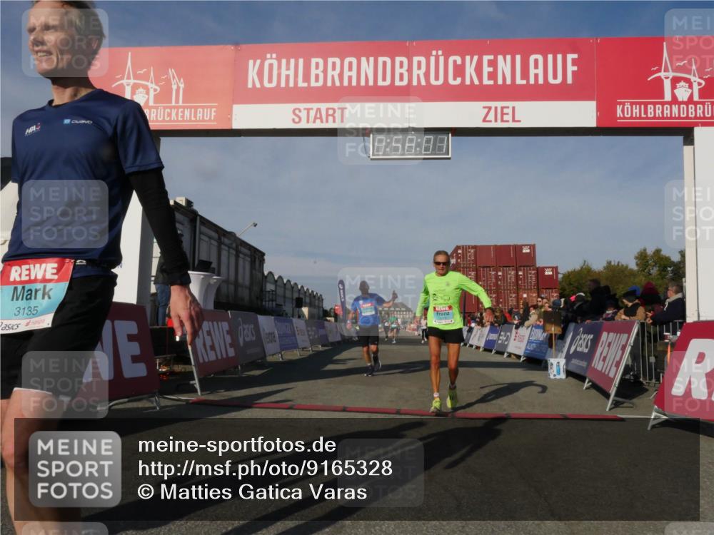 03.10.2025 - Köhlbrandbrückenlauf Matties Gatica Varas http://msf.ph/oto/9165328 03.10.2025 09:58:03 Ziel 1027, 1079, 1210, 1251, 2815, 3079 meine-sportfotos.de