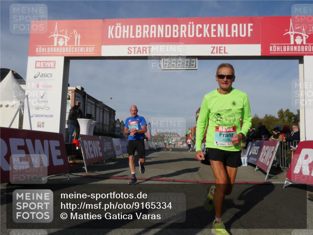 03.10.2025 - Köhlbrandbrückenlauf Matties Gatica Varas http://msf.ph/oto/9165334 03.10.2025 09:58:05 Ziel 1027, 1210, 1251, 2815 meine-sportfotos.de