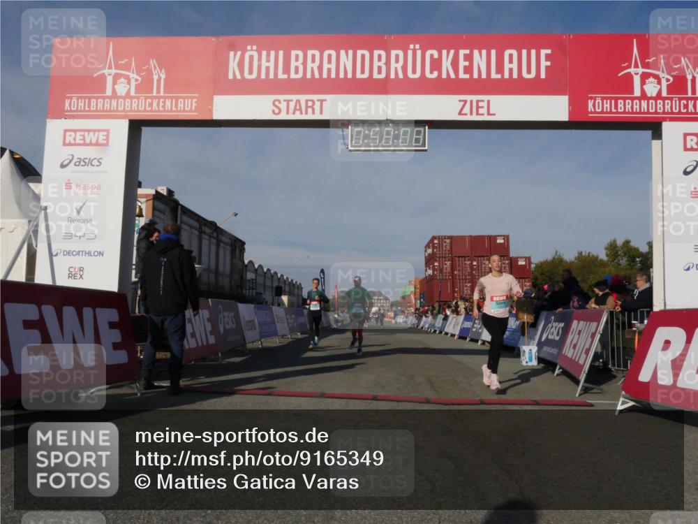 03.10.2025 - Köhlbrandbrückenlauf Matties Gatica Varas http://msf.ph/oto/9165349 03.10.2025 09:58:09 Ziel 1027, 1114, 1167, 1210, 1251, 2815 meine-sportfotos.de