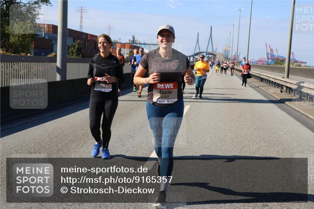 03.10.2025 - Köhlbrandbrückenlauf Strokosch-Dieckow http://msf.ph/oto/9165357 03.10.2025 13:14:18 Position 3 5548, 5367 meine-sportfotos.de