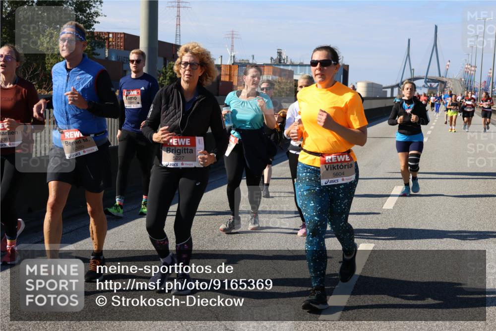 03.10.2025 - Köhlbrandbrückenlauf Strokosch-Dieckow http://msf.ph/oto/9165369 03.10.2025 13:14:23 Position 3 6381, 6380, 5546, 5227, 5604 meine-sportfotos.de
