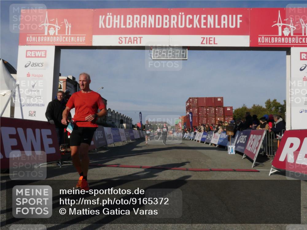 03.10.2025 - Köhlbrandbrückenlauf Matties Gatica Varas http://msf.ph/oto/9165372 03.10.2025 09:58:15 Ziel 1114, 1143, 1167, 1210, 3243, 3246 meine-sportfotos.de