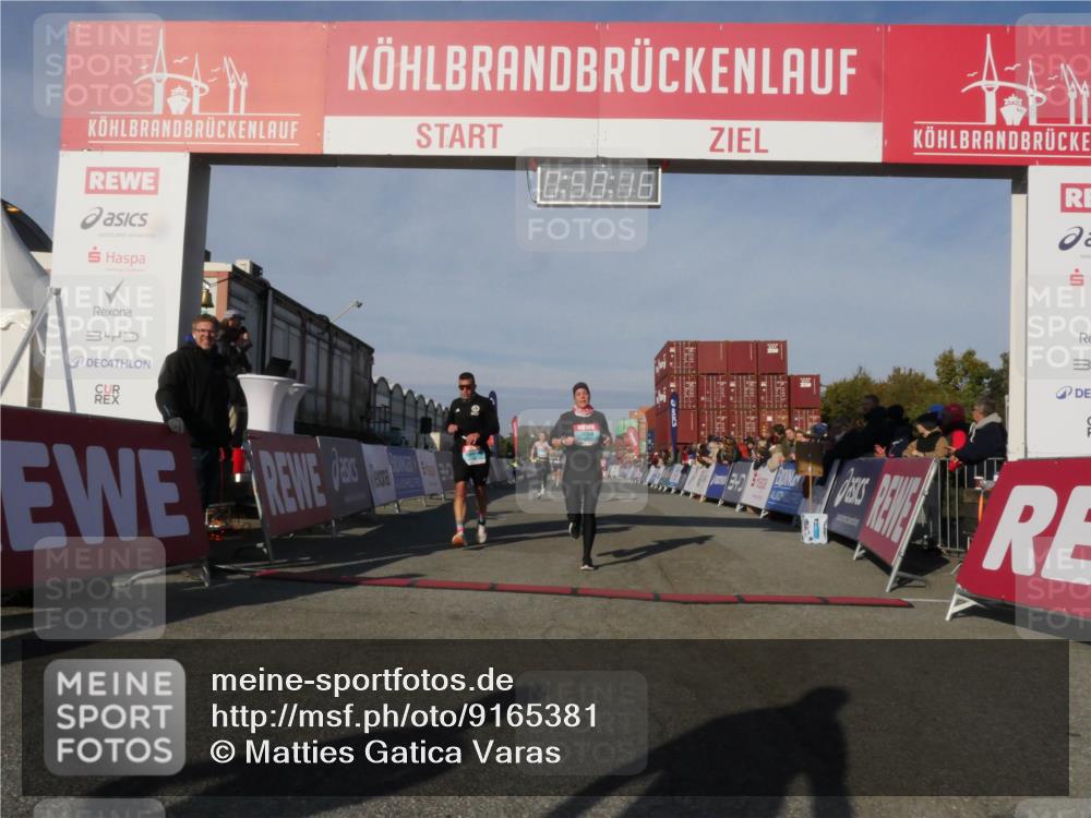 03.10.2025 - Köhlbrandbrückenlauf Matties Gatica Varas http://msf.ph/oto/9165381 03.10.2025 09:58:18 Ziel 1112, 1114, 1143, 1167, 3243, 3246, 3338 meine-sportfotos.de
