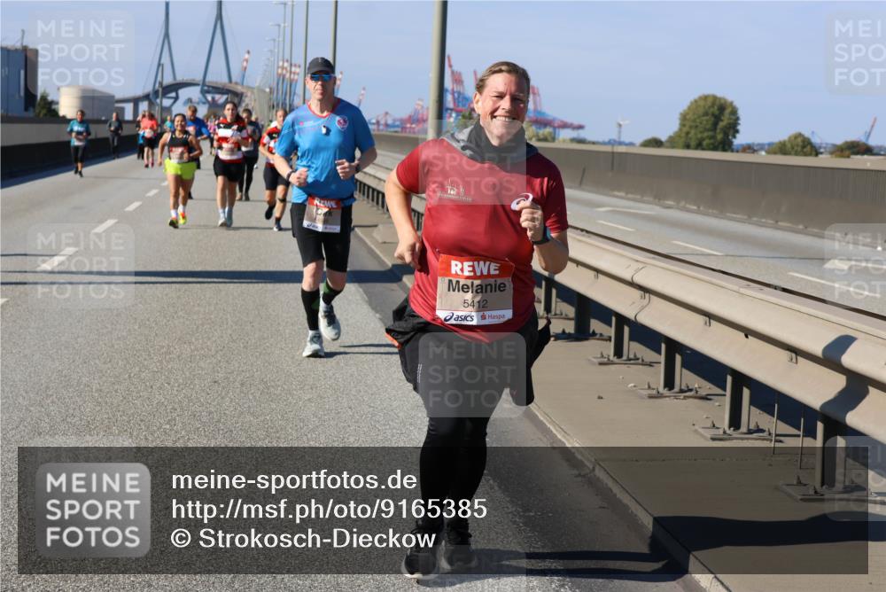 03.10.2025 - Köhlbrandbrückenlauf Strokosch-Dieckow http://msf.ph/oto/9165385 03.10.2025 13:14:28 Position 3 5412 meine-sportfotos.de