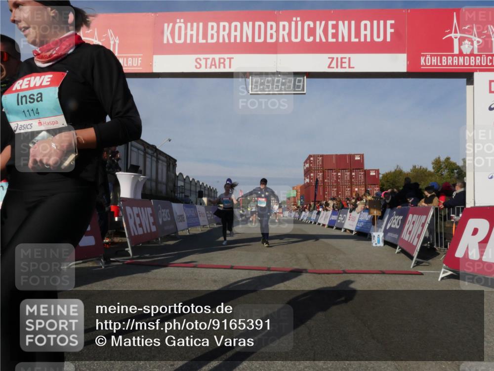 03.10.2025 - Köhlbrandbrückenlauf Matties Gatica Varas http://msf.ph/oto/9165391 03.10.2025 09:58:21 Ziel 1052, 1112, 1143, 3243, 3246, 3338 meine-sportfotos.de