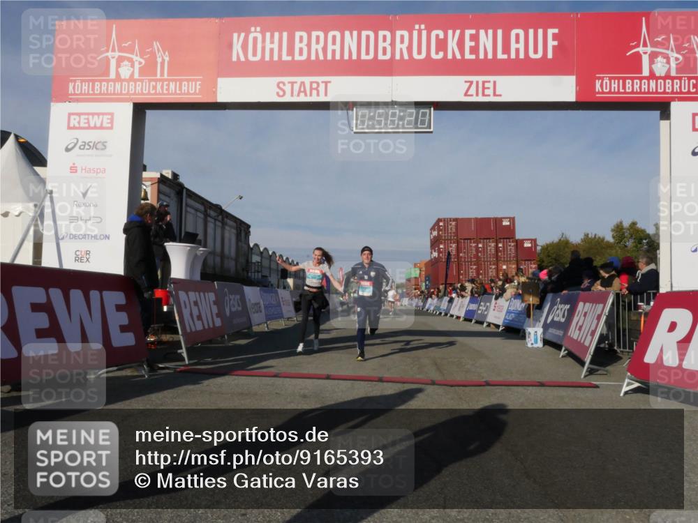 03.10.2025 - Köhlbrandbrückenlauf Matties Gatica Varas http://msf.ph/oto/9165393 03.10.2025 09:58:21 Ziel 1052, 1112, 1143, 3243, 3246, 3338 meine-sportfotos.de