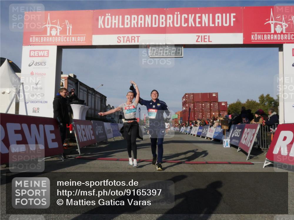 03.10.2025 - Köhlbrandbrückenlauf Matties Gatica Varas http://msf.ph/oto/9165397 03.10.2025 09:58:22 Ziel 1052, 1112, 1143, 3243, 3246, 3338, 3592 meine-sportfotos.de