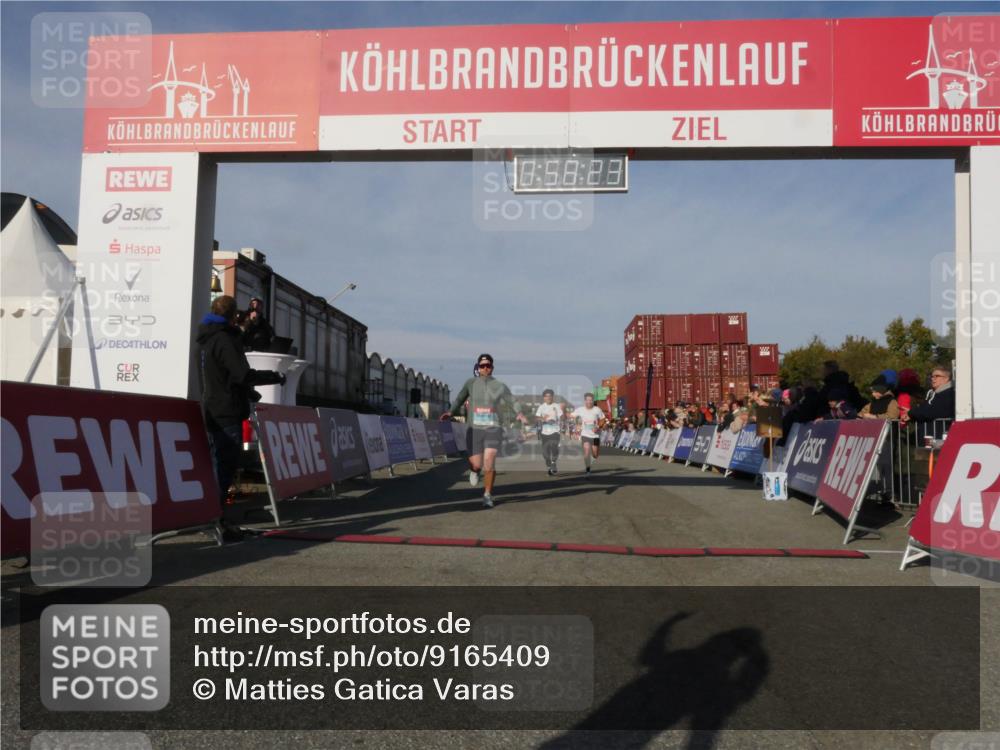 03.10.2025 - Köhlbrandbrückenlauf Matties Gatica Varas http://msf.ph/oto/9165409 03.10.2025 09:58:25 Ziel 1052, 1112, 1143, 3338, 3592 meine-sportfotos.de