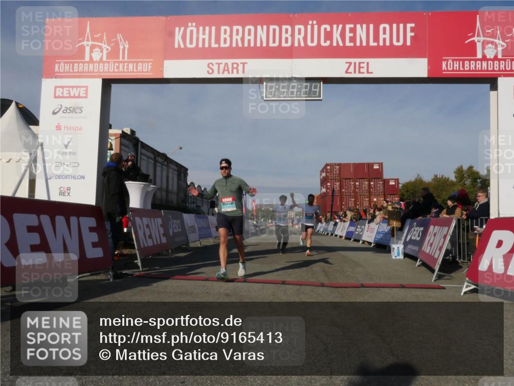 03.10.2025 - Köhlbrandbrückenlauf Matties Gatica Varas http://msf.ph/oto/9165413 03.10.2025 09:58:26 Ziel 1052, 1112, 1143, 2962, 3338, 3592 meine-sportfotos.de