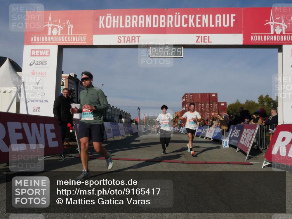 03.10.2025 - Köhlbrandbrückenlauf Matties Gatica Varas http://msf.ph/oto/9165417 03.10.2025 09:58:27 Ziel 1052, 1112, 2962, 3338, 3592, 3836 meine-sportfotos.de