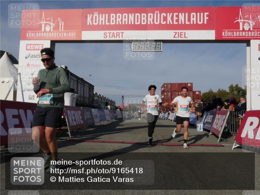 03.10.2025 - Köhlbrandbrückenlauf Matties Gatica Varas http://msf.ph/oto/9165418 03.10.2025 09:58:28 Ziel 1052, 1112, 2962, 3338, 3592, 3836 meine-sportfotos.de