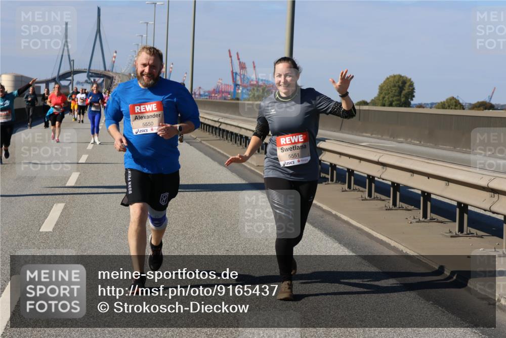 03.10.2025 - Köhlbrandbrückenlauf Strokosch-Dieckow http://msf.ph/oto/9165437 03.10.2025 13:14:38 Position 3 5550, 5551 meine-sportfotos.de