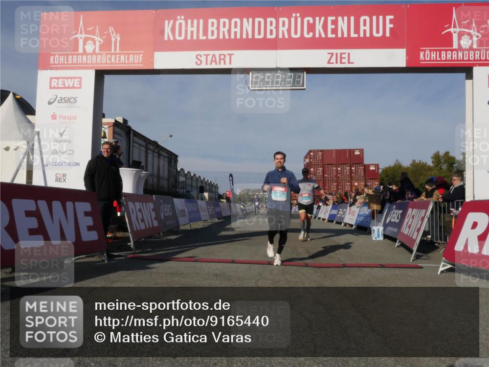 03.10.2025 - Köhlbrandbrückenlauf Matties Gatica Varas http://msf.ph/oto/9165440 03.10.2025 09:58:33 Ziel 1094, 2962, 3592, 3749, 3836 meine-sportfotos.de