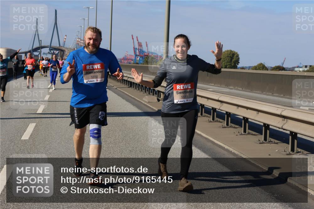 03.10.2025 - Köhlbrandbrückenlauf Strokosch-Dieckow http://msf.ph/oto/9165445 03.10.2025 13:14:39 Position 3 5550, 5551 meine-sportfotos.de