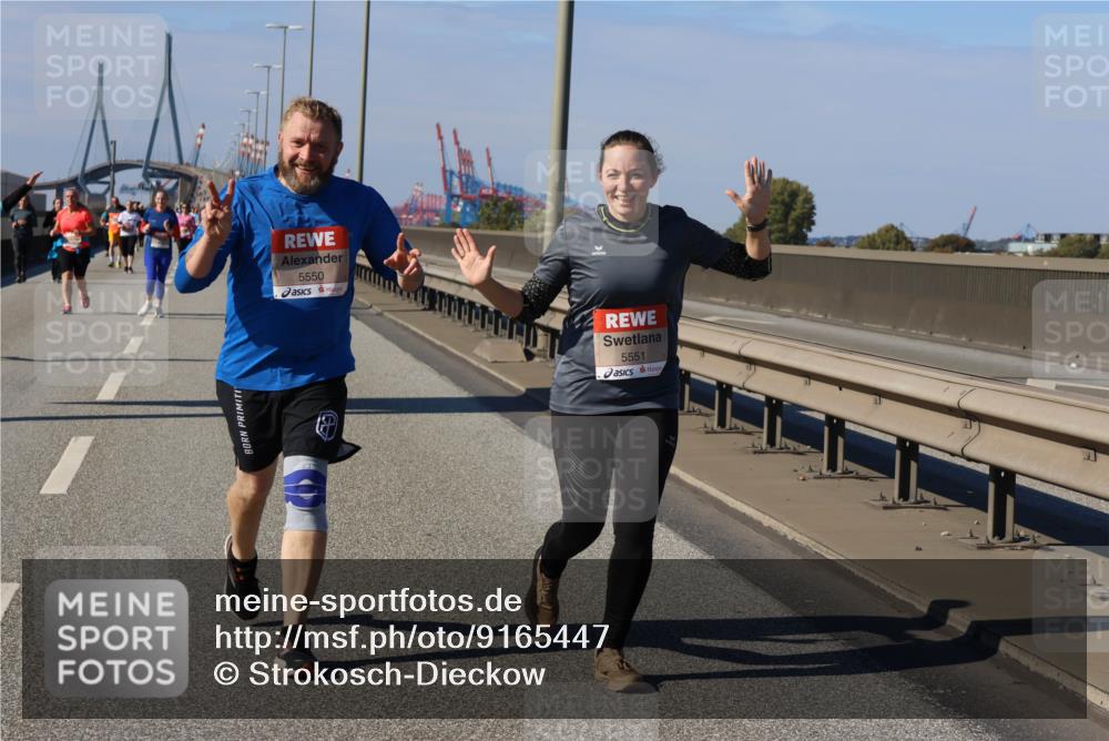 03.10.2025 - Köhlbrandbrückenlauf Strokosch-Dieckow http://msf.ph/oto/9165447 03.10.2025 13:14:39 Position 3 5550, 5551 meine-sportfotos.de