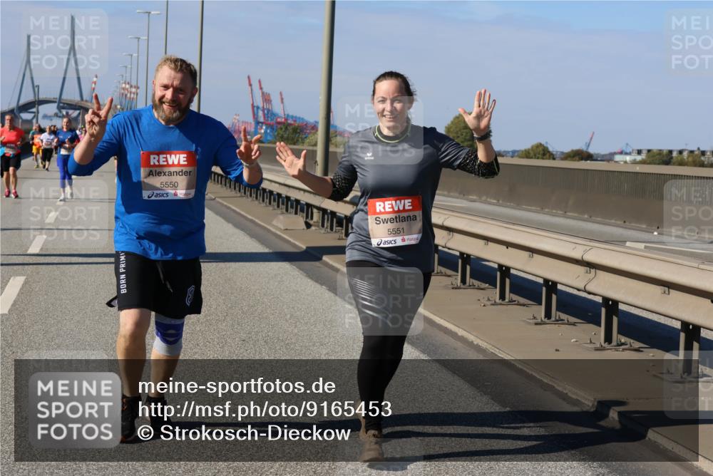 03.10.2025 - Köhlbrandbrückenlauf Strokosch-Dieckow http://msf.ph/oto/9165453 03.10.2025 13:14:39 Position 3 5550, 5551 meine-sportfotos.de