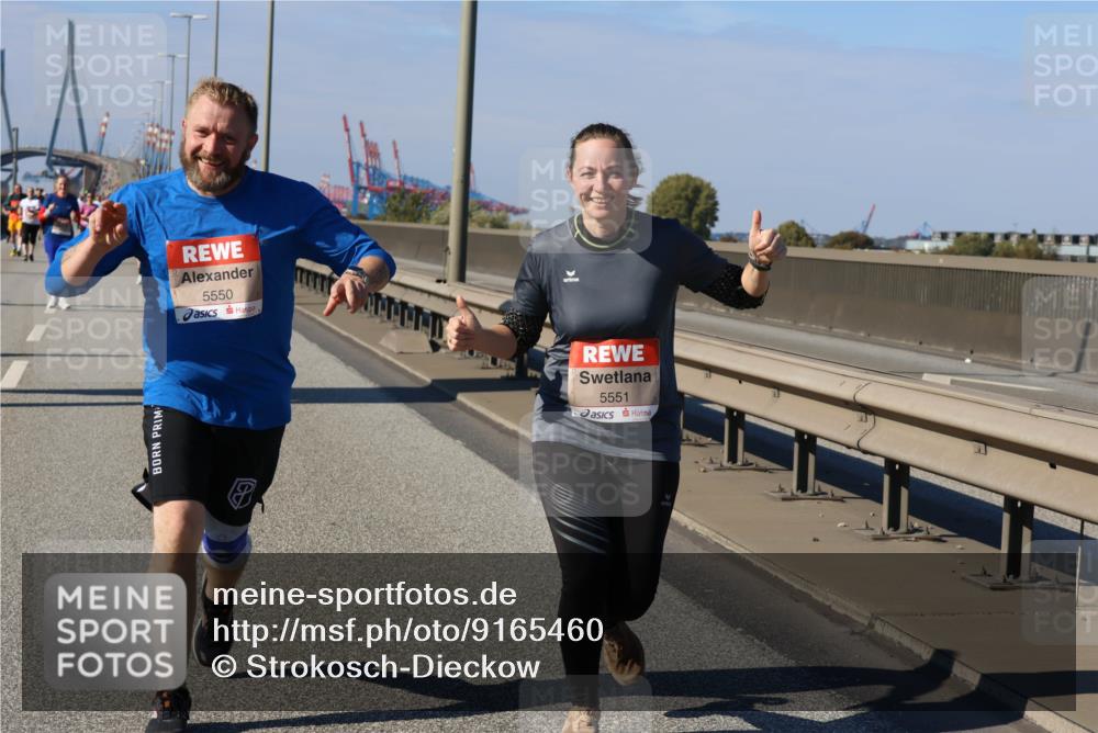 03.10.2025 - Köhlbrandbrückenlauf Strokosch-Dieckow http://msf.ph/oto/9165460 03.10.2025 13:14:39 Position 3 5550, 5551 meine-sportfotos.de