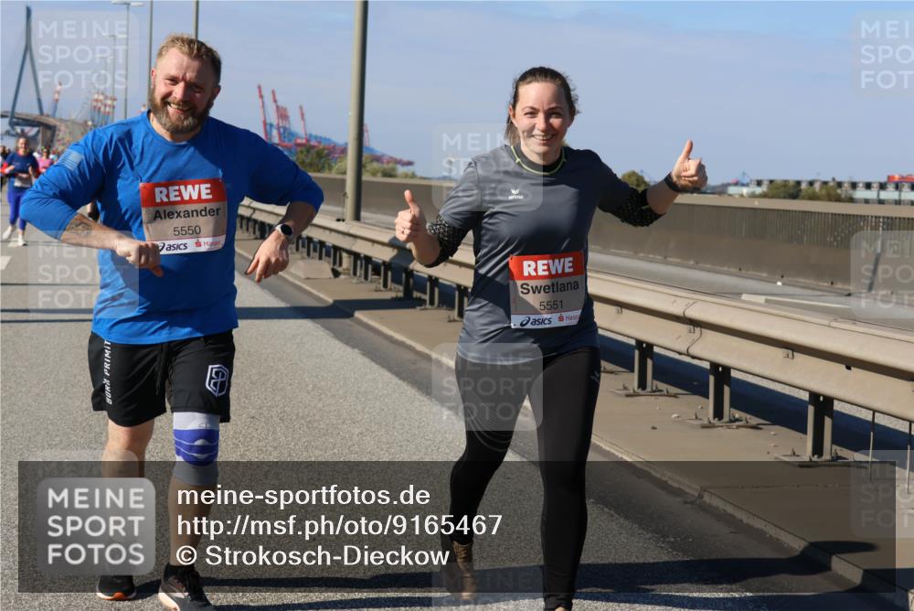03.10.2025 - Köhlbrandbrückenlauf Strokosch-Dieckow http://msf.ph/oto/9165467 03.10.2025 13:14:39 Position 3 5550, 5551 meine-sportfotos.de