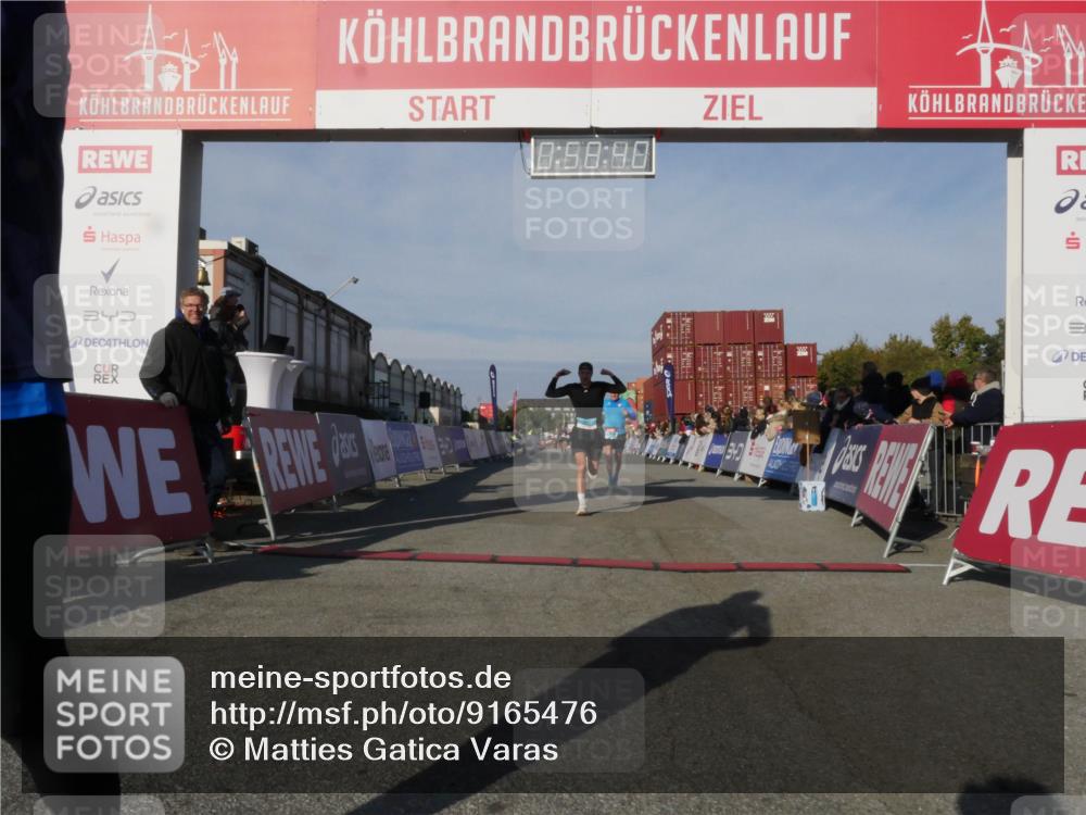 03.10.2025 - Köhlbrandbrückenlauf Matties Gatica Varas http://msf.ph/oto/9165476 03.10.2025 09:58:42 Ziel 1094, 3749 meine-sportfotos.de