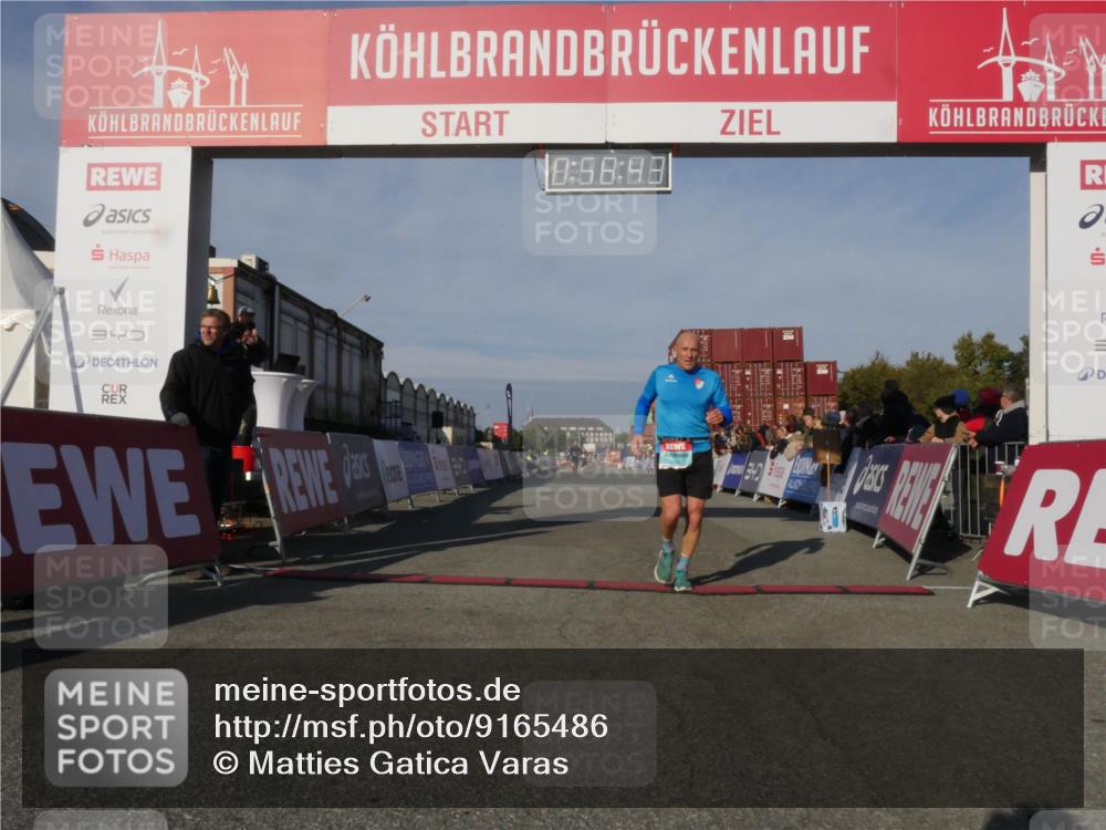 03.10.2025 - Köhlbrandbrückenlauf Matties Gatica Varas http://msf.ph/oto/9165486 03.10.2025 09:58:44 Ziel 1094, 1102 meine-sportfotos.de