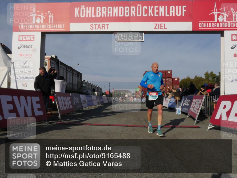 03.10.2025 - Köhlbrandbrückenlauf Matties Gatica Varas http://msf.ph/oto/9165488 03.10.2025 09:58:45 Ziel 1102, 1142 meine-sportfotos.de