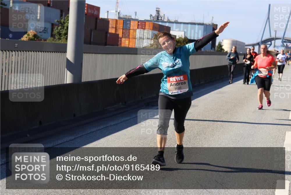 03.10.2025 - Köhlbrandbrückenlauf Strokosch-Dieckow http://msf.ph/oto/9165489 03.10.2025 13:14:44 Position 3 5466 meine-sportfotos.de