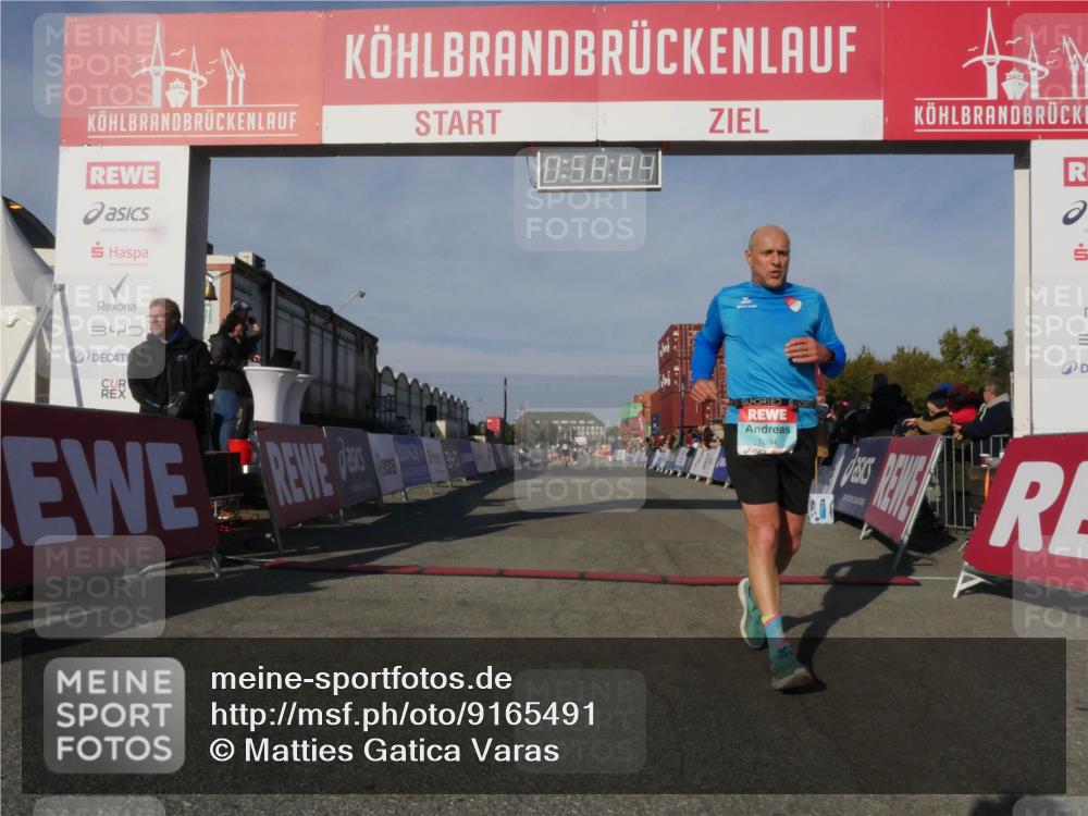 03.10.2025 - Köhlbrandbrückenlauf Matties Gatica Varas http://msf.ph/oto/9165491 03.10.2025 09:58:45 Ziel 1102, 1142 meine-sportfotos.de