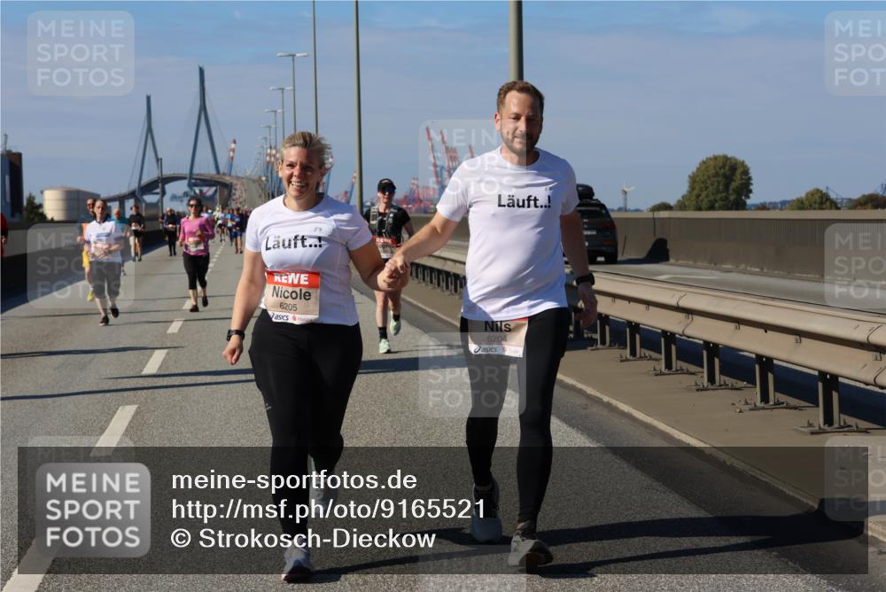 03.10.2025 - Köhlbrandbrückenlauf Strokosch-Dieckow http://msf.ph/oto/9165521 03.10.2025 13:14:51 Position 3 5, 6205, 6204 meine-sportfotos.de