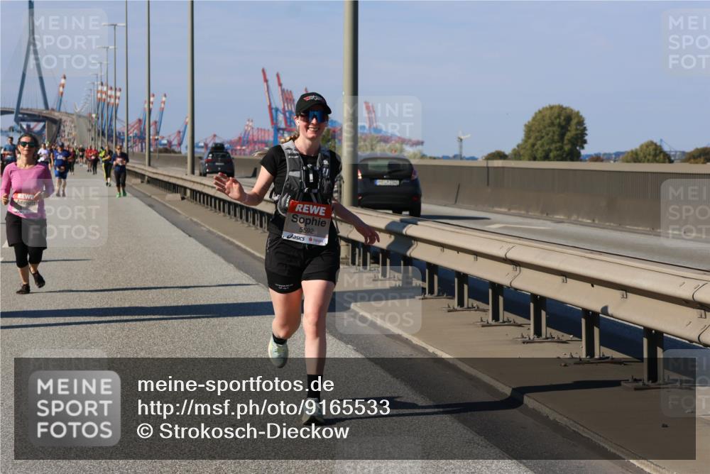 03.10.2025 - Köhlbrandbrückenlauf Strokosch-Dieckow http://msf.ph/oto/9165533 03.10.2025 13:14:55 Position 3 5592, 235 meine-sportfotos.de
