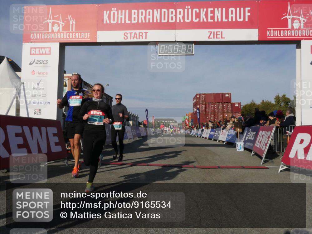 03.10.2025 - Köhlbrandbrückenlauf Matties Gatica Varas http://msf.ph/oto/9165534 03.10.2025 09:59:02 Ziel 1054, 1107, 1185, 1271, 1383, 3358 meine-sportfotos.de