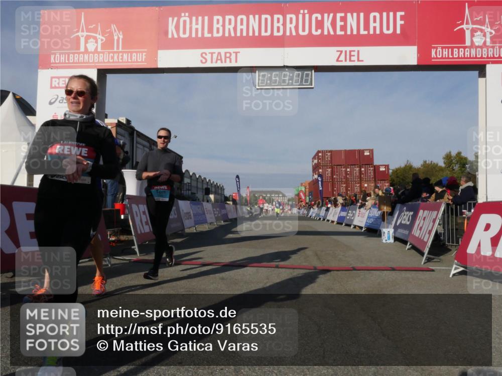 03.10.2025 - Köhlbrandbrückenlauf Matties Gatica Varas http://msf.ph/oto/9165535 03.10.2025 09:59:02 Ziel 1054, 1107, 1185, 1271, 1383, 3358 meine-sportfotos.de