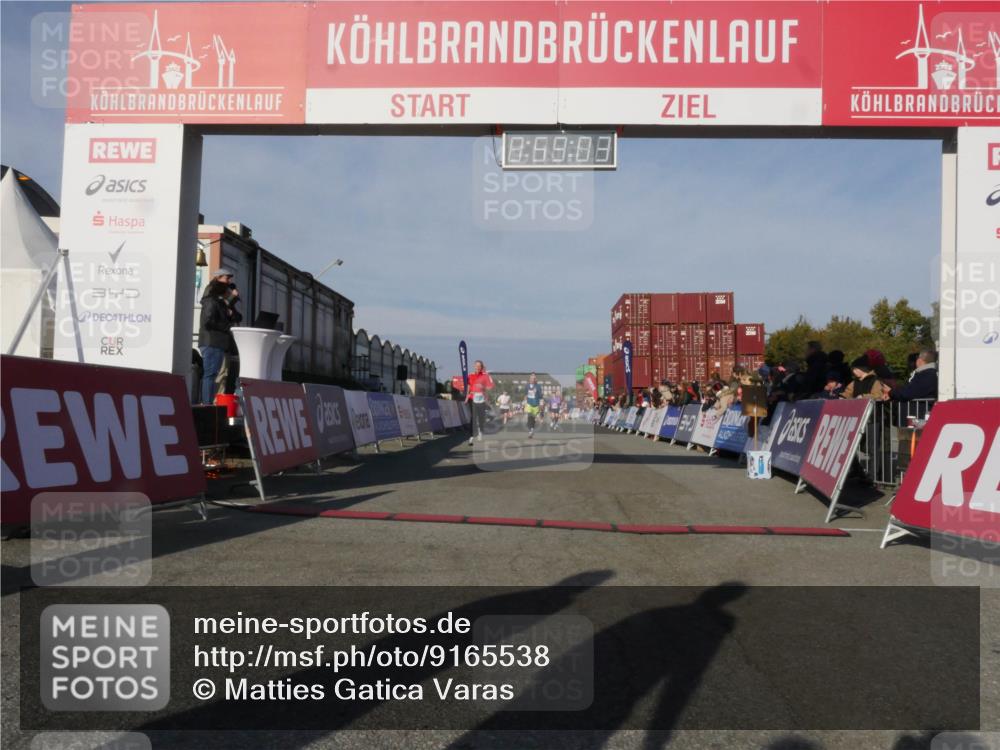 03.10.2025 - Köhlbrandbrückenlauf Matties Gatica Varas http://msf.ph/oto/9165538 03.10.2025 09:59:05 Ziel 1063, 1107, 1185, 1271, 1383, 1617, 3358, 3837 meine-sportfotos.de