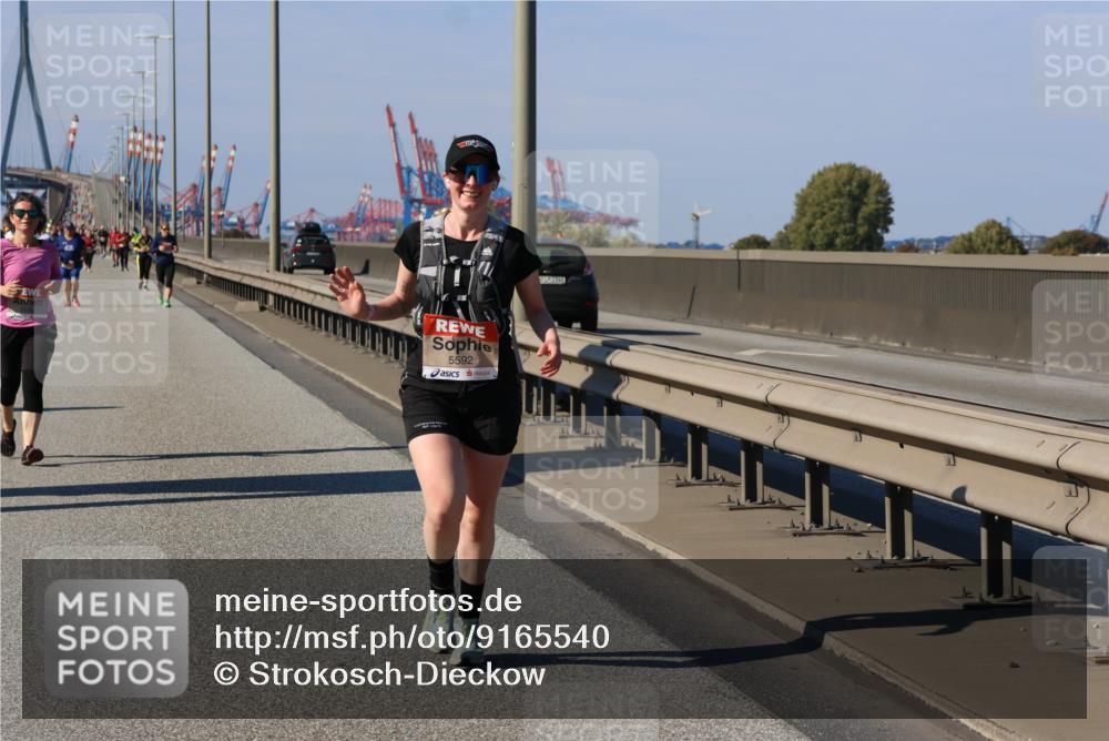 03.10.2025 - Köhlbrandbrückenlauf Strokosch-Dieckow http://msf.ph/oto/9165540 03.10.2025 13:14:55 Position 3 5592 meine-sportfotos.de