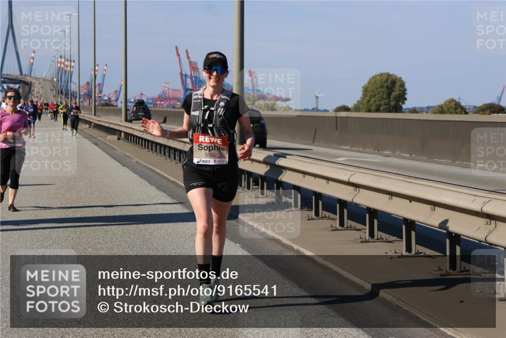 03.10.2025 - Köhlbrandbrückenlauf Strokosch-Dieckow http://msf.ph/oto/9165541 03.10.2025 13:14:55 Position 3 5592 meine-sportfotos.de