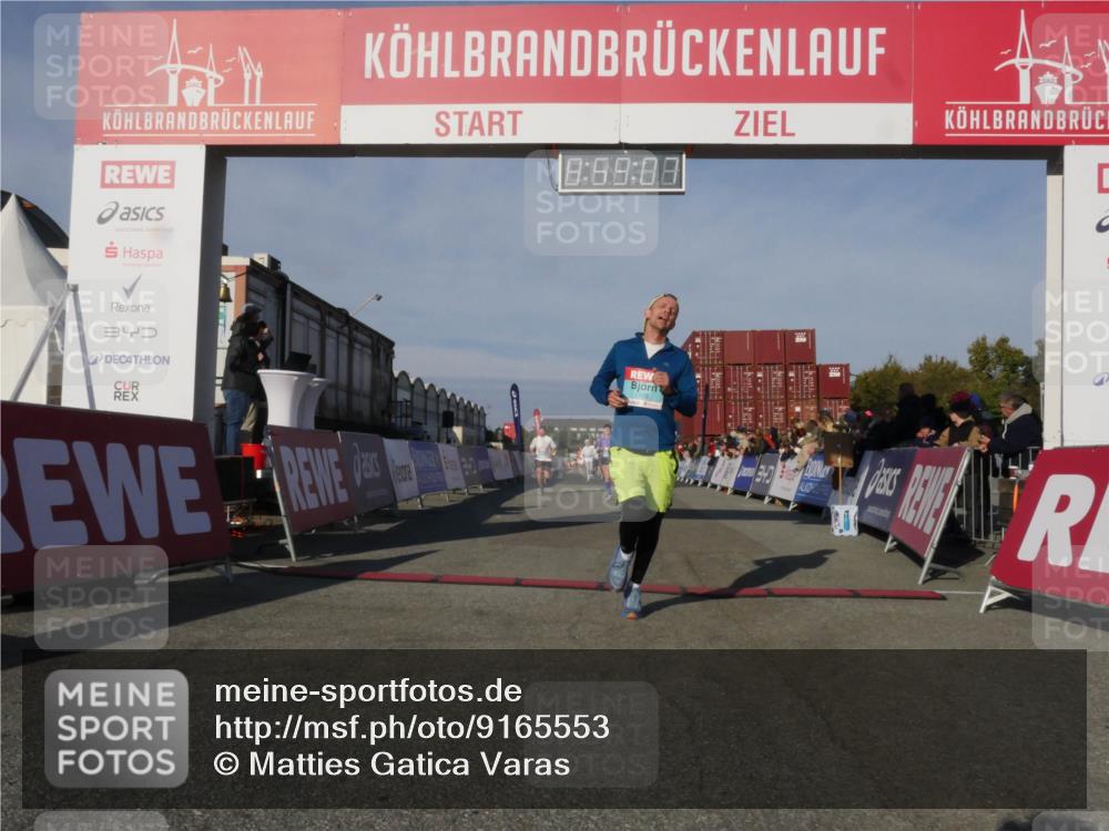 03.10.2025 - Köhlbrandbrückenlauf Matties Gatica Varas http://msf.ph/oto/9165553 03.10.2025 09:59:09 Ziel 1063, 1107, 1271, 1383, 1617, 2948, 3155, 3837 meine-sportfotos.de
