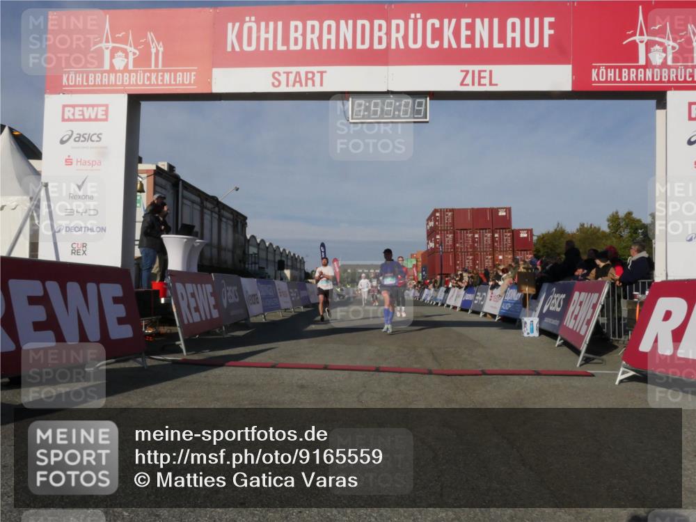 03.10.2025 - Köhlbrandbrückenlauf Matties Gatica Varas http://msf.ph/oto/9165559 03.10.2025 09:59:11 Ziel 1063, 1107, 1271, 1383, 1617, 2948, 3155, 3837 meine-sportfotos.de