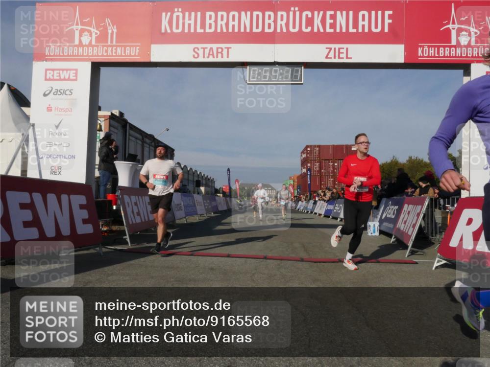03.10.2025 - Köhlbrandbrückenlauf Matties Gatica Varas http://msf.ph/oto/9165568 03.10.2025 09:59:13 Ziel 1063, 1107, 1271, 1617, 2948, 3155, 3837 meine-sportfotos.de
