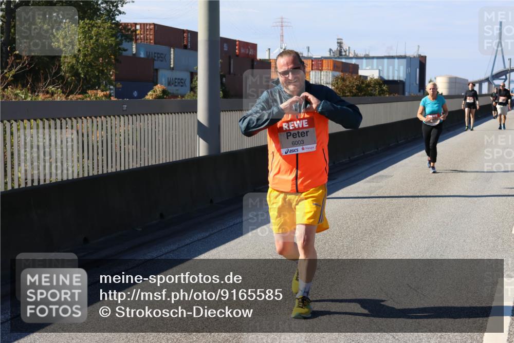 03.10.2025 - Köhlbrandbrückenlauf Strokosch-Dieckow http://msf.ph/oto/9165585 03.10.2025 13:15:02 Position 3 6003 meine-sportfotos.de