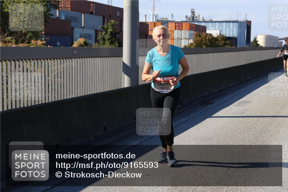 03.10.2025 - Köhlbrandbrückenlauf Strokosch-Dieckow http://msf.ph/oto/9165593 03.10.2025 13:15:07 Position 3 6670 meine-sportfotos.de