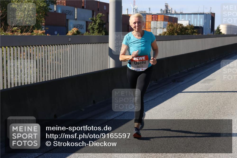 03.10.2025 - Köhlbrandbrückenlauf Strokosch-Dieckow http://msf.ph/oto/9165597 03.10.2025 13:15:07 Position 3 6670 meine-sportfotos.de