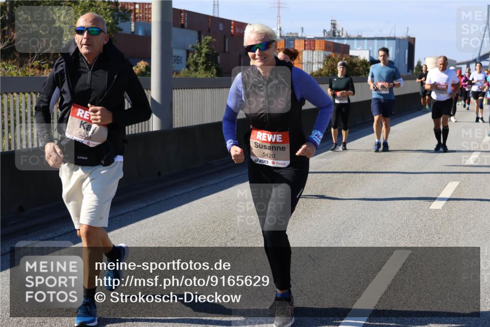 03.10.2025 - Köhlbrandbrückenlauf Strokosch-Dieckow http://msf.ph/oto/9165629 03.10.2025 13:15:19 Position 3 5305, 5420 meine-sportfotos.de